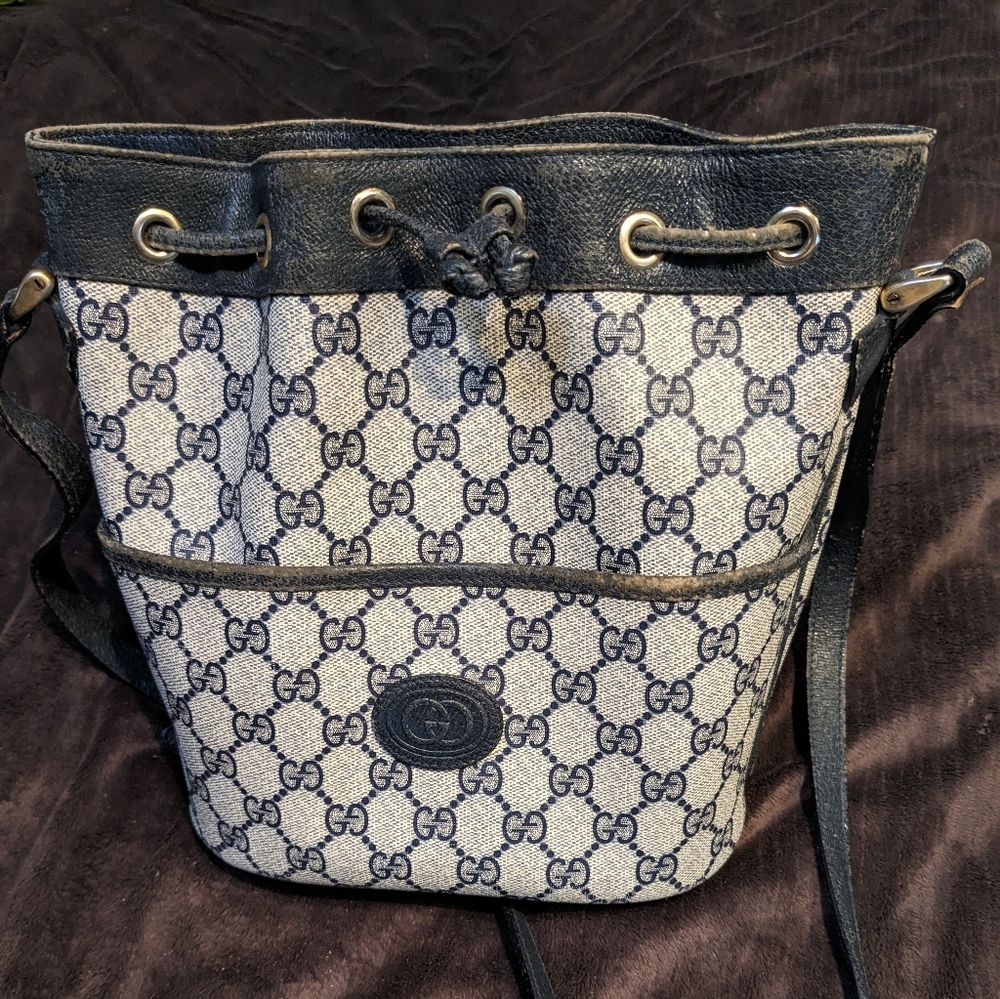 Gucci bucket purse
